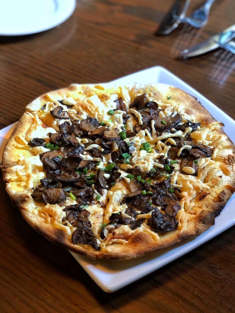 Vegan Disney Food Review: Mama Melrose’s in Disney’s Hollywood Studios Mushroom Flatbread