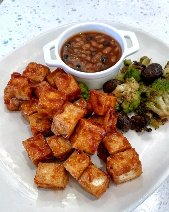 Vegan in Disneyland - River Belle Terrace Fantasmic Dining Package - BBQ Tofu