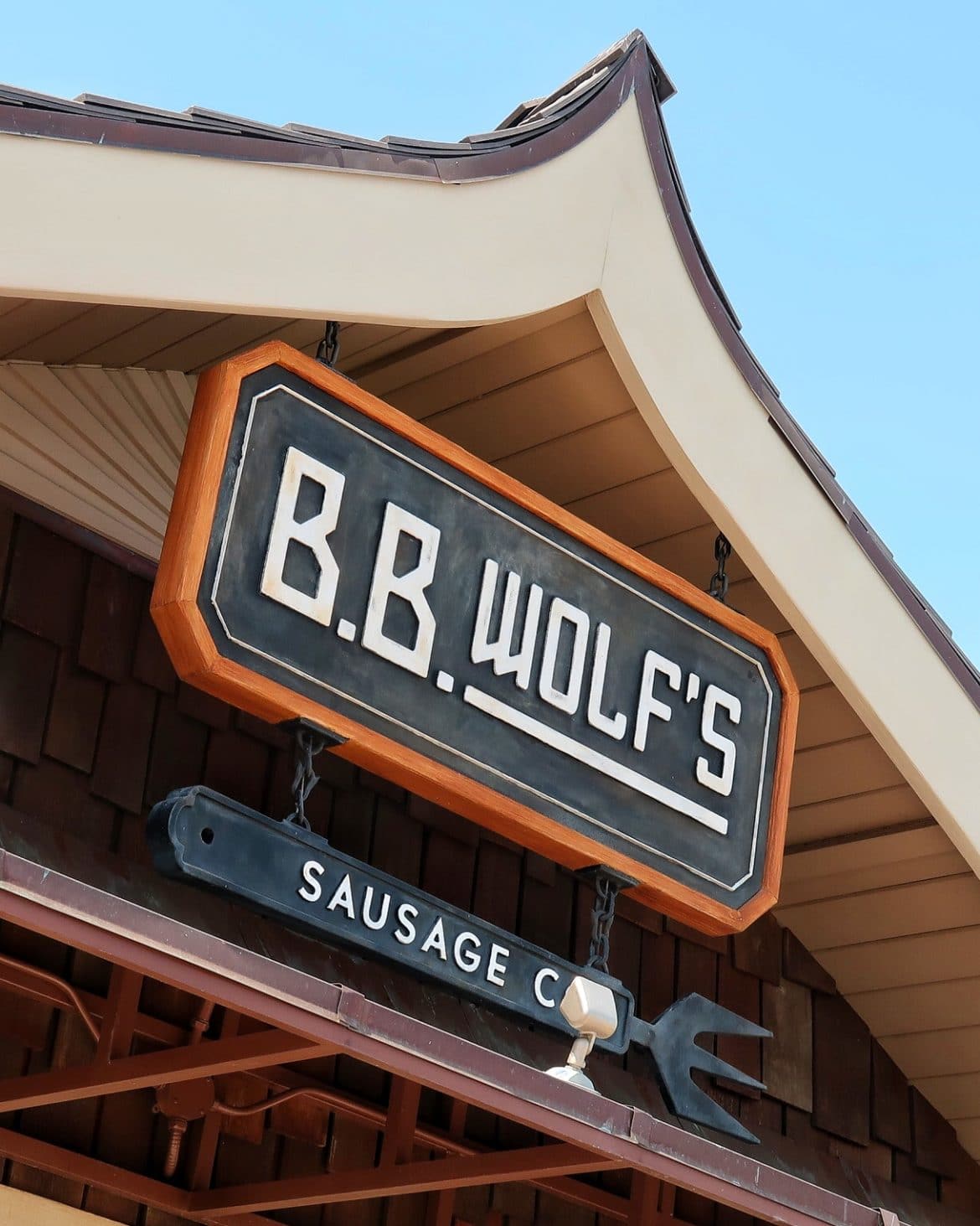 Vegan Bratwurst Sausage At B.B. Wolf’s Sausage Co. In Disney Springs ...