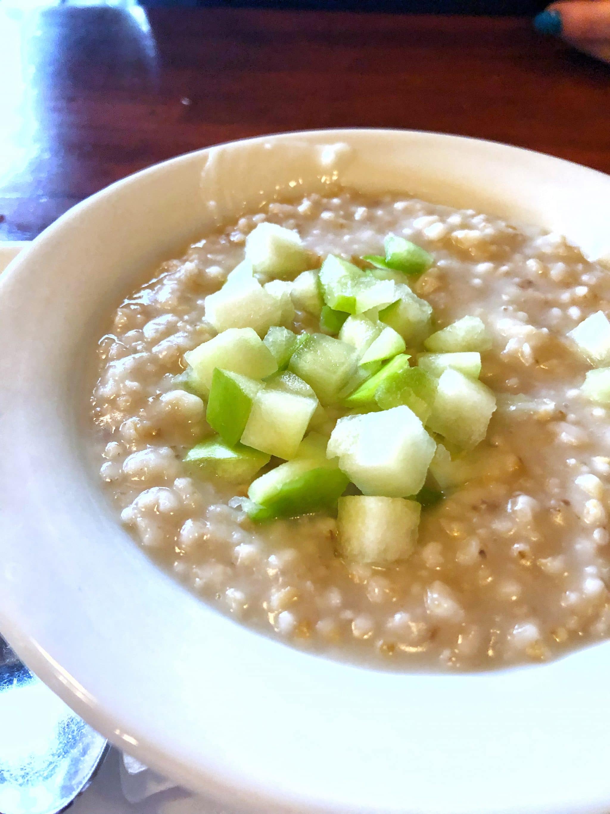 Vegan Breakfast Review at Kona Cafe in Disney’s Polynesian Village Resort at Walt Disney World