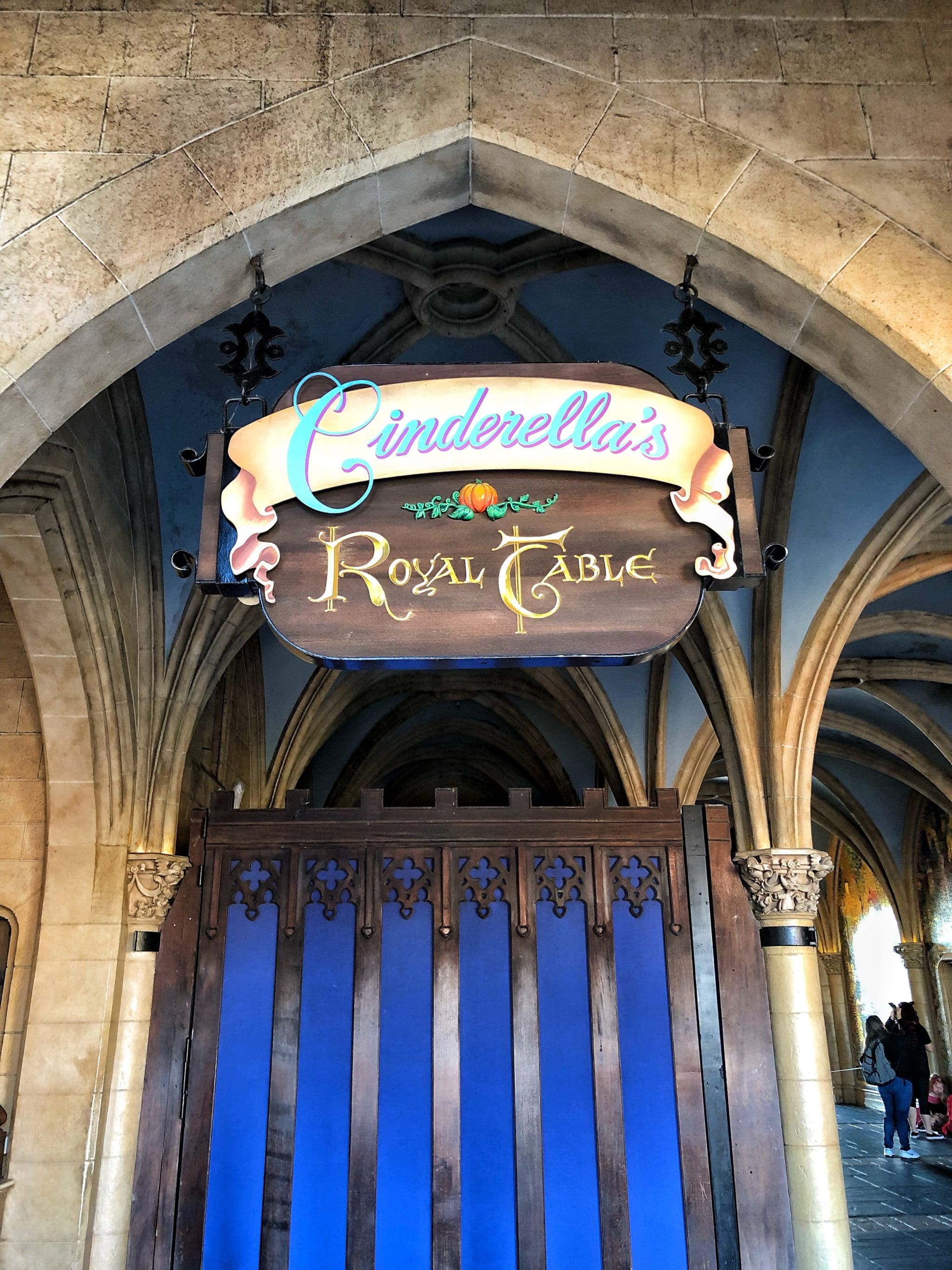 Cinderella's table best sale magic kingdom