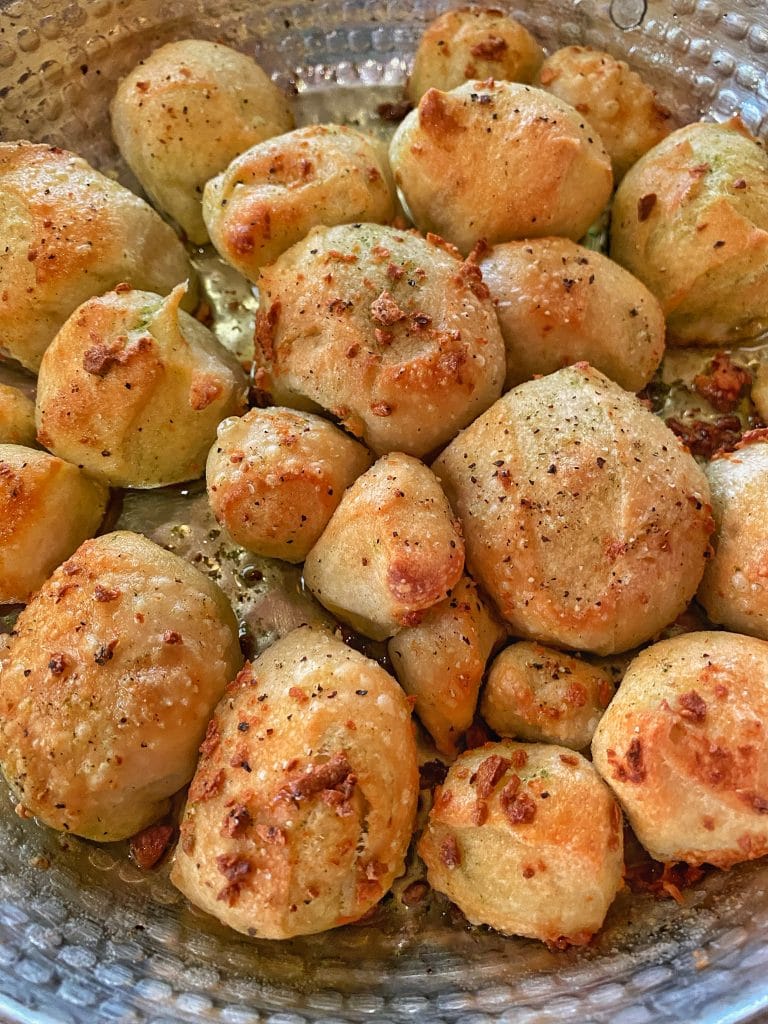 Trattoria al Forno vegan garlic knots