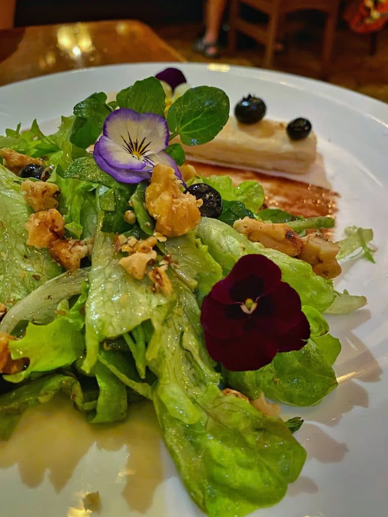 Seasonal Salad Le Cellier