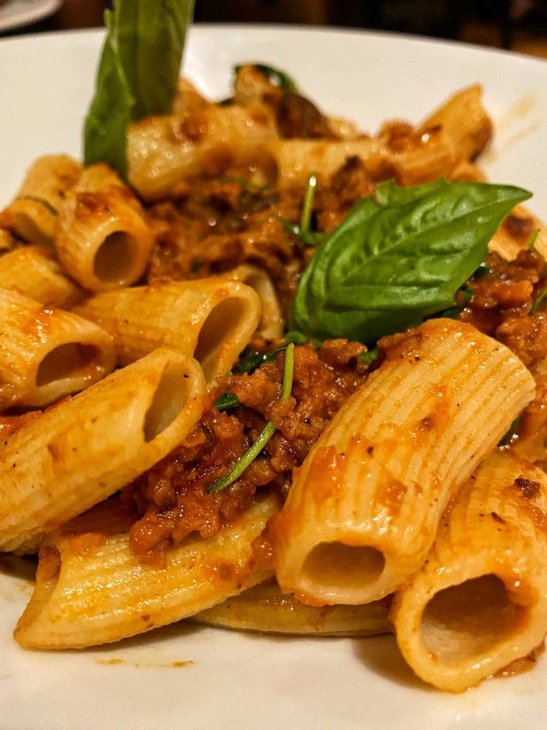 Trattoria al Forno vegan Rigatoni Bolognese