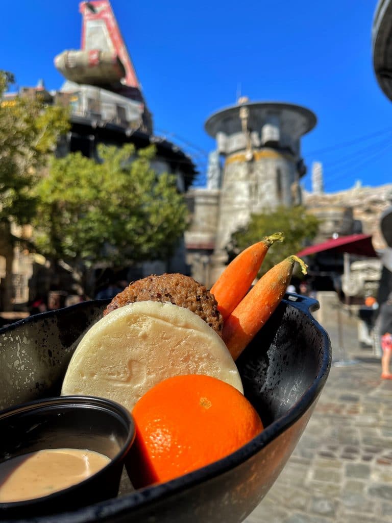 vegan bao bun galaxy’s edge