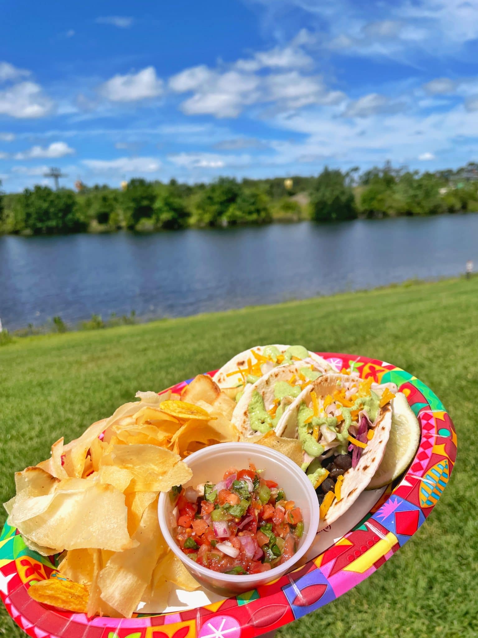 Spyglass Grill vegan black bean tacos