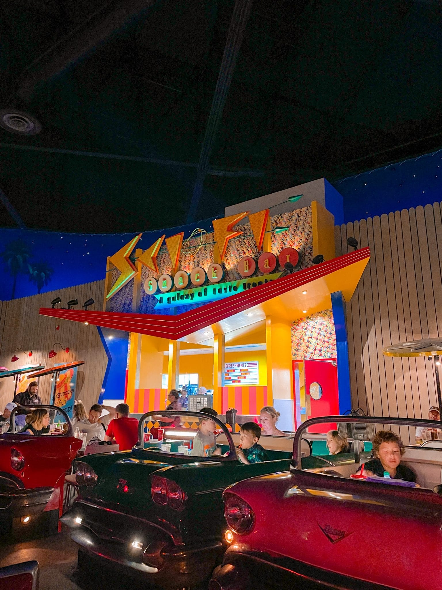 Sci-fi Dine-in Theater