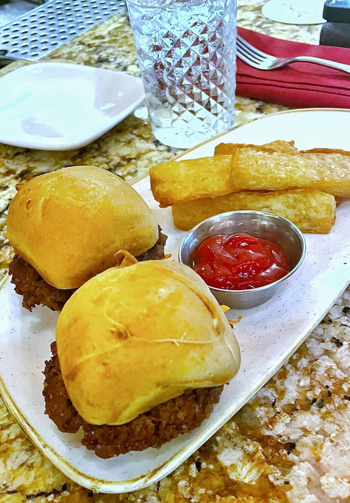 Impossible Sliders Nomad Lounge