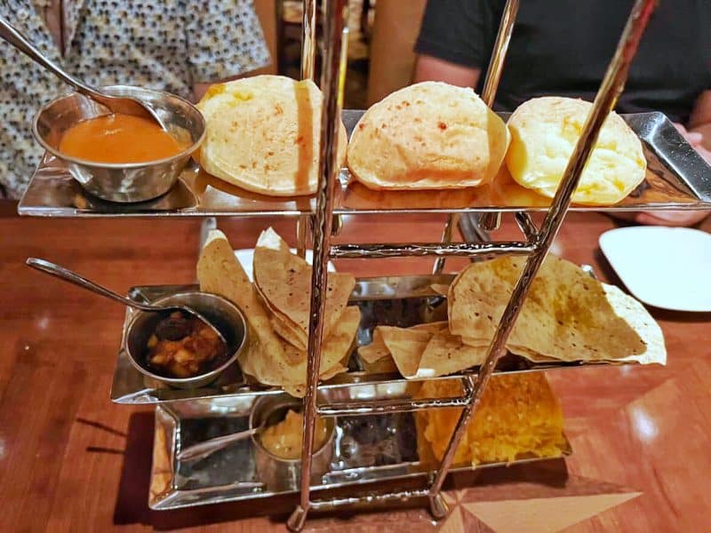 Tiffins updated non-vegan bread service