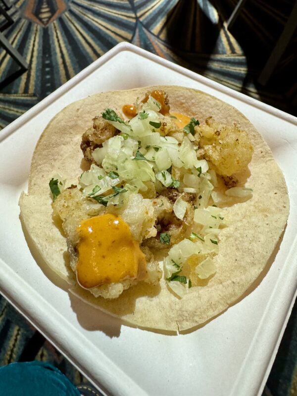 Jollywood Nights-Vegan-Foodie-Guide cauliflower taco